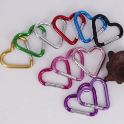 1PCS Heart-shaped Aluminum Carabiner Key Chain Clip Mini Snap Ring Key Chain Outdoor Water Bottle Hanging Buckle Hook Keyring