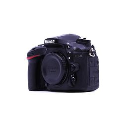 Used Nikon D7200