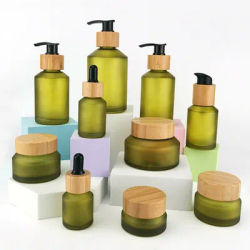 Natural Bamboo Perfume Bottle Green Glass Empty Cream Lotion Jar 15ml-200ml DIY Cosmetic Containers Shampoo Pump Bottle Travel