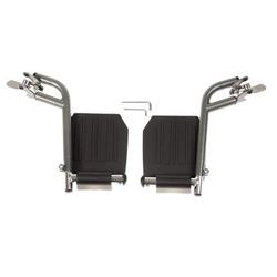 Medline Swing-Away Footrest Assembly for Wheelchairs, 1 PR (WCA806965E)