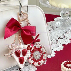 Flower Knows Shell's Jewel Strawberry Cupid Series Mini Handheld Mirror Makeup Tool Mirror