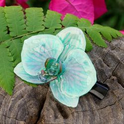 'Resin-Coated Turquoise Orchid Stainless Steel Hair Clip'