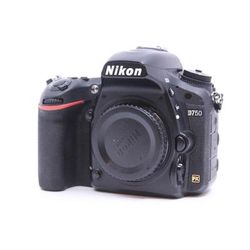 Used Nikon D750