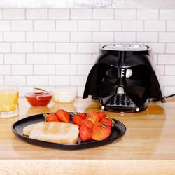 Star Wars Darth Vader Halo Toaster by UNCANNY BRANDS in Black (Size 12")