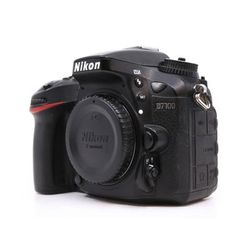 Used Nikon D7100