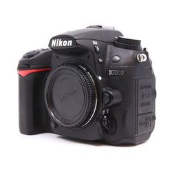 Used Nikon D7000