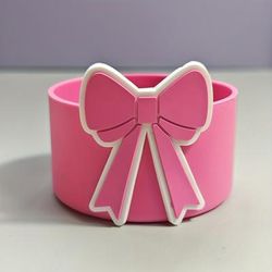 TEMU 1pc Cute Bow Silicone Cup Boot Sleeve For 40oz/30oz - Non-slip Protective Base, Mixed Colors (red, Pink, Blue, Green, Yellow, Black), Water Bottle Accessory | Design | Silicone