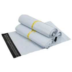 New White/Black PE Mailing Bags - 0.06mm Thickness, 100pcs/Bag, Unprinted