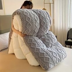 TEMU Luxurious Comforter - Soft, And Warm For All - Machine Washable, Bedroom, And Hotel Use