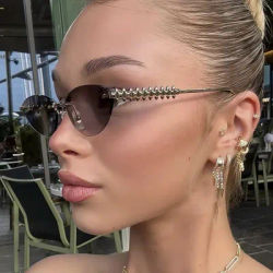 Lunettes de soleil œil de chat sans bords pour femmes, nouvelle mode originale, haute qualité, monture métallique Vintage, nuances UV400