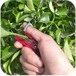 Efficient Vegetable Thump Knife Separator For Farm And Garden RED
