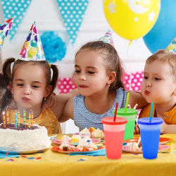 Pack of 10 Reusable Plastic Cups with Lids and Straws, 710ml Color Changing Cups, Color Changing Party Cups, Reusable Travel Mug