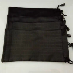 100 pièces/lot, étui à lunettes en tissu à carreaux, imperméable, sac à lunettes de soleil, pochette à lunettes, couleur noire, vente en gros, bonne qualité, Y90