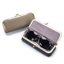 Étui à lunettes en cuir véritable pour femmes, sac à crayons avec serrure Kd'appareils, porte-monnaie de marque, boîte à crayons pour lunettes de soleil de voyage, mode