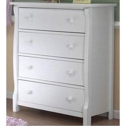 Sorelle Tuscany 2 Piece Nursery Set in White - Crib & 4 Drawer Dresser