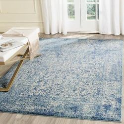 "Evoke Collection 5'-1" X 7'-6" Rug in Blue And Ivory - Safavieh EVK251C-5"