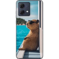 Kompatibel Mobilcover til Motorola Moto G84 Kapybara ved havet med solbriller humoristisk charmerende design med afslappet feriefølelse