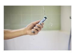 Philips OneBlade -parranajokone Ensimmäinen parranajo Qp1324/20