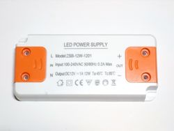 LED Driver 12 W Transformator 220 V AC ---> 12 V DC