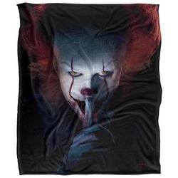 It Bloody Pennywsie Blanket