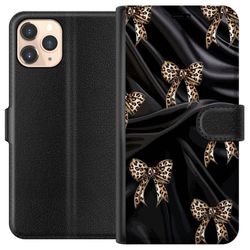 Kompatibelt Lommeboketui til Apple iPhone 11 Pro Leopardrosetter på svart, luksuriøst mønster med eksklusiv mote følelse, perfekt for de som liker el