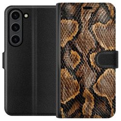 Kompatibelt Lommeboketui til Samsung Galaxy S24 Detaljert struktur av reptilskinn med organisk mønster og naturlige fargeskiftninger