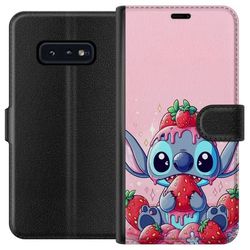 Kompatibelt Lommeboketui til Samsung Galaxy S10e Stitch Jordbær Kjærlighet søtt motiv med blå figur og jordbær i rosa pastelltema