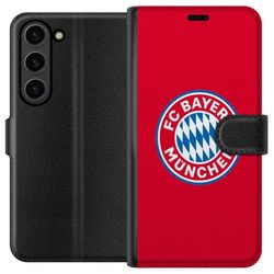 Kompatibelt Lommeboketui til Samsung Galaxy S24 FC Bayern Münchens logo i rødt og hvitt, sentrert på en helrød bakgrunn for tydelig kontrast.