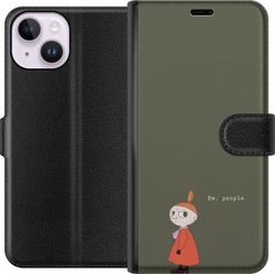 Kompatibel Tegnebogsetui til Apple iPhone 15 Illustreret motiv med Lille My i orange kjole, humoristisk citat og afdæmpet grøn baggrund
