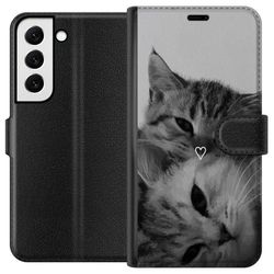 Kompatibelt Lommeboketui til Samsung Galaxy S22 5G Svart-hvit kattillustrasjon med to katter og hjertesymbol, romantiskt og koselig dyremotiv.