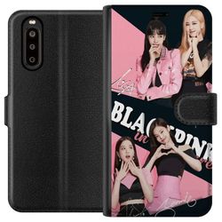 Kompatibelt Lommeboketui til Sony Xperia 10 II Blackpink-medlemmer i collage med autografer og rosa svart bakgrunn