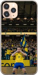 Kompatibelt Mobildeksel til Apple iPhone 11 Pro Viktor Gyökeres med Sveriges supportere og en sterk VM 2026-følelse i et lidenskapelig fotballmotiv.