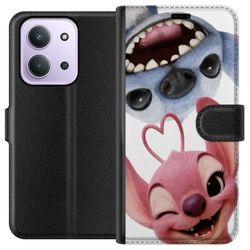 Kompatibelt Lommeboketui til Xiaomi Redmi 15C Lekekåte Stitch og Angel i nærbilde med store latter og hjerteformede detaljer som skaper sjarmerende k