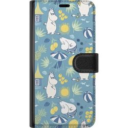 Kompatibelt Lommeboketui til Samsung Galaxy A56 Strandtema med frukter, parasoller, sommerhus og glade figurer i fargerike mønstre fylt med lekne det