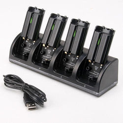Kompatibel med Wii ladestativ Bluelight ladestasjon for 4 kontroller - svart