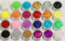 24 bokser med glitter for negledekorasjon finkornet / sekskant