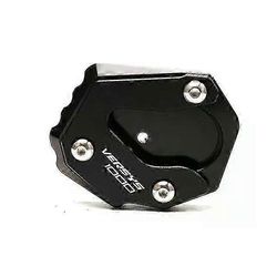 Jalustan jalan jatkotyyny KAWASAKI VERSYS 1000 2015-2022 -mallille - Sivujalustan tukilevy Täysin musta