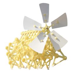 Mini Strandbeest -mallipakkaus (tuulivoimalla toimiva DIY-peto), mielenkiintoisia lahjoja syntymäpäivälomaksi