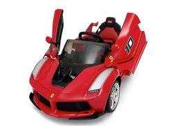 Ferrari Scuderia FXX, 12 voltin kyyti autolla, jossa on siipiovet