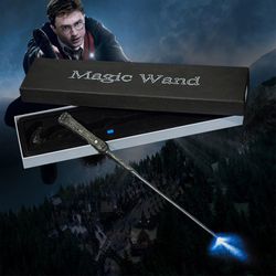 Harry Potter Light Up Magic Wand Valaiseva lelu Witch Wizard -kokoelma Cosplay-pukurekvisiitta juhlajouluun