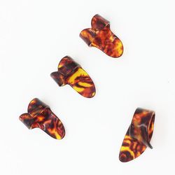 4 stk/sæt 1 tommelfinger + 3 finger guitar picks Plectrum kappe, farve lava