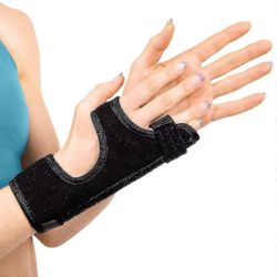 Jatkettavuus Ulnar Gutter Splint - Metacarpal Boxer sormen murtumien hoitotuki rikkoutuneeseen, juuttuneeseen kivunlievitykseen, vaaleanpunainen ja...