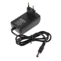 EU-pistoke 100V-240V - 6V 2A AC/DC-kytkentävirtalähdesovittimelle