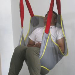 Yleinen nailonnostohihna iäkkäille potilaille Säädettävä liikkuvan hihnan kuntoutusnostin avoimen tyyppinen kuljetinhihnasairaala