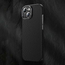 IPhone 15 Benks 600D Kevlar hiilikuituinen matkapuhelinkotelo Musta 15 Pro