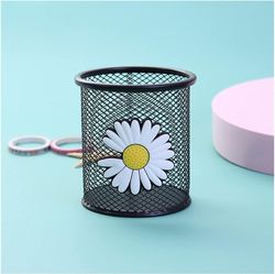 Linkrunning Pen Holder Metal Hollow Cartoon Pencher Multifunktion brevpapir Opbevaring Pen Holder Cute Student Grid Desktop Storage Box (farve: Dai...