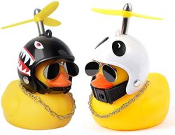 Mikasa Duck Car Dashboard Dekoration Gummi Duck Car Dekoration Cool Duck med Propel Hjelm solbriller