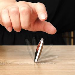 Mikasa Abs Flipo Flip Desktop Dekompression Artifact Kinetic Energy Finger Legetøj-pres Firkantet gylden