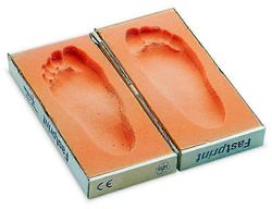 Herbi jalat fenoli vaahtoja jalanjälkiä lapsille