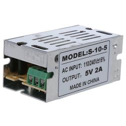 AC 110-240V - DC 5V hakkurimuunnin SA10-05 kuten kuvassa näkyy